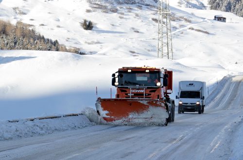Perché si sparge il sale sulla neve per strada?